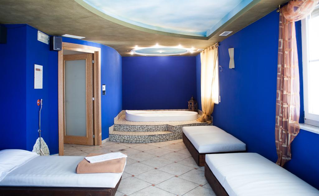 Hotel Comfort Erica Dolomiti Val D'Adige Salorno Ngoại thất bức ảnh