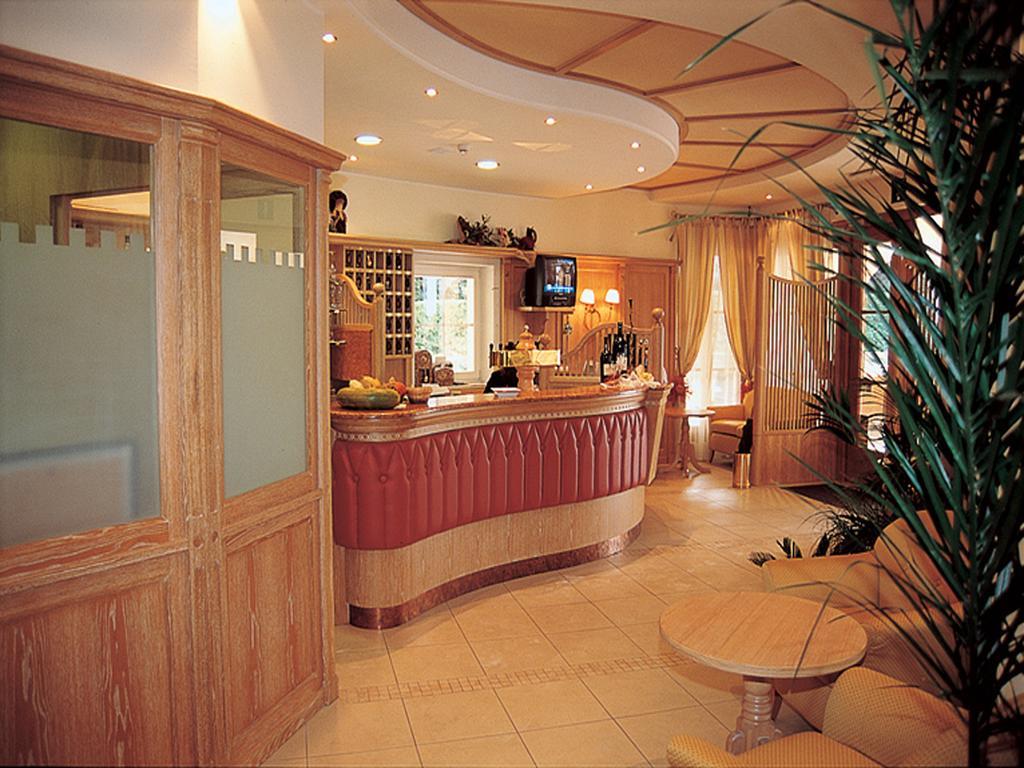 Hotel Comfort Erica Dolomiti Val D'Adige Salorno Ngoại thất bức ảnh